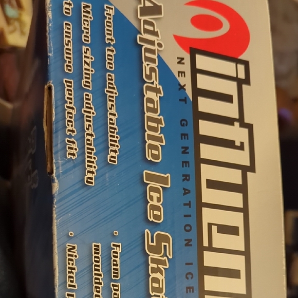 Black Ice Skates for Youth - Picture 2 of 5